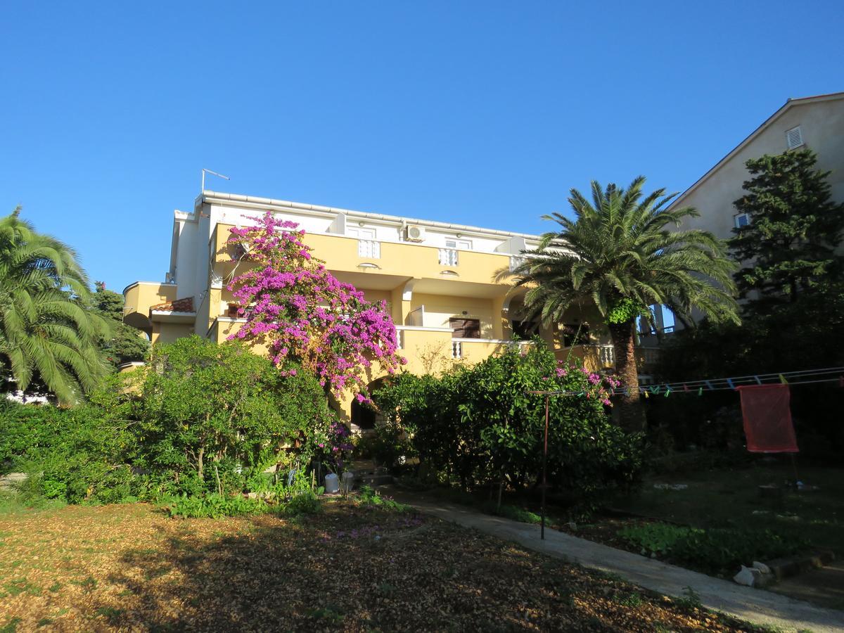 Apartments Palma Novalja Ngoại thất bức ảnh