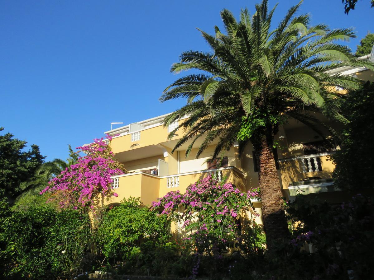 Apartments Palma Novalja Ngoại thất bức ảnh