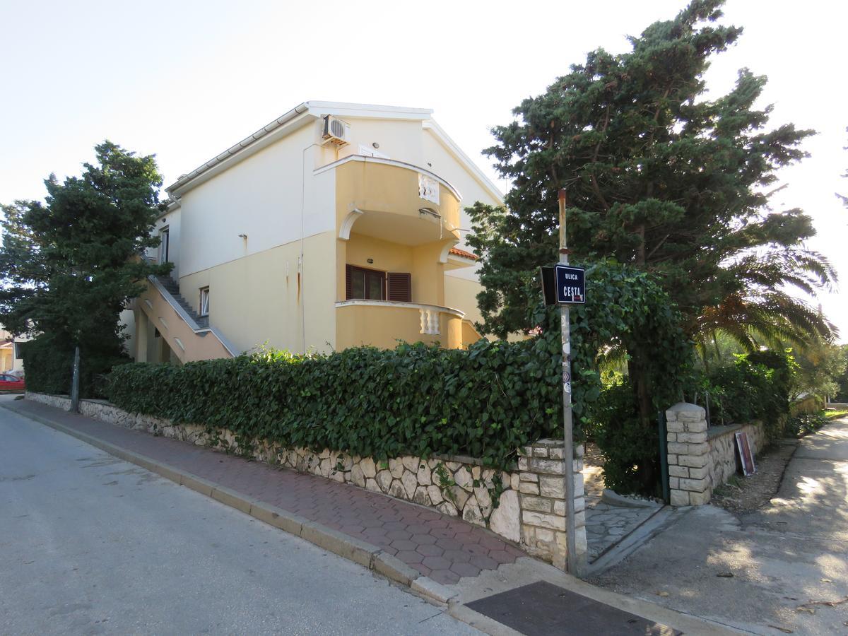 Apartments Palma Novalja Ngoại thất bức ảnh