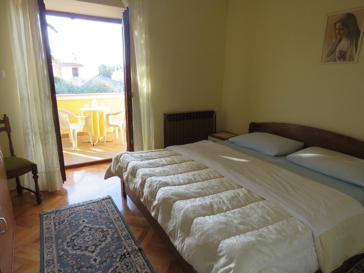 Apartments Palma Novalja Ngoại thất bức ảnh