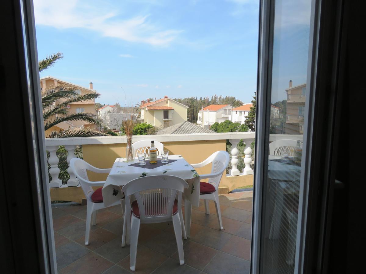 Apartments Palma Novalja Ngoại thất bức ảnh
