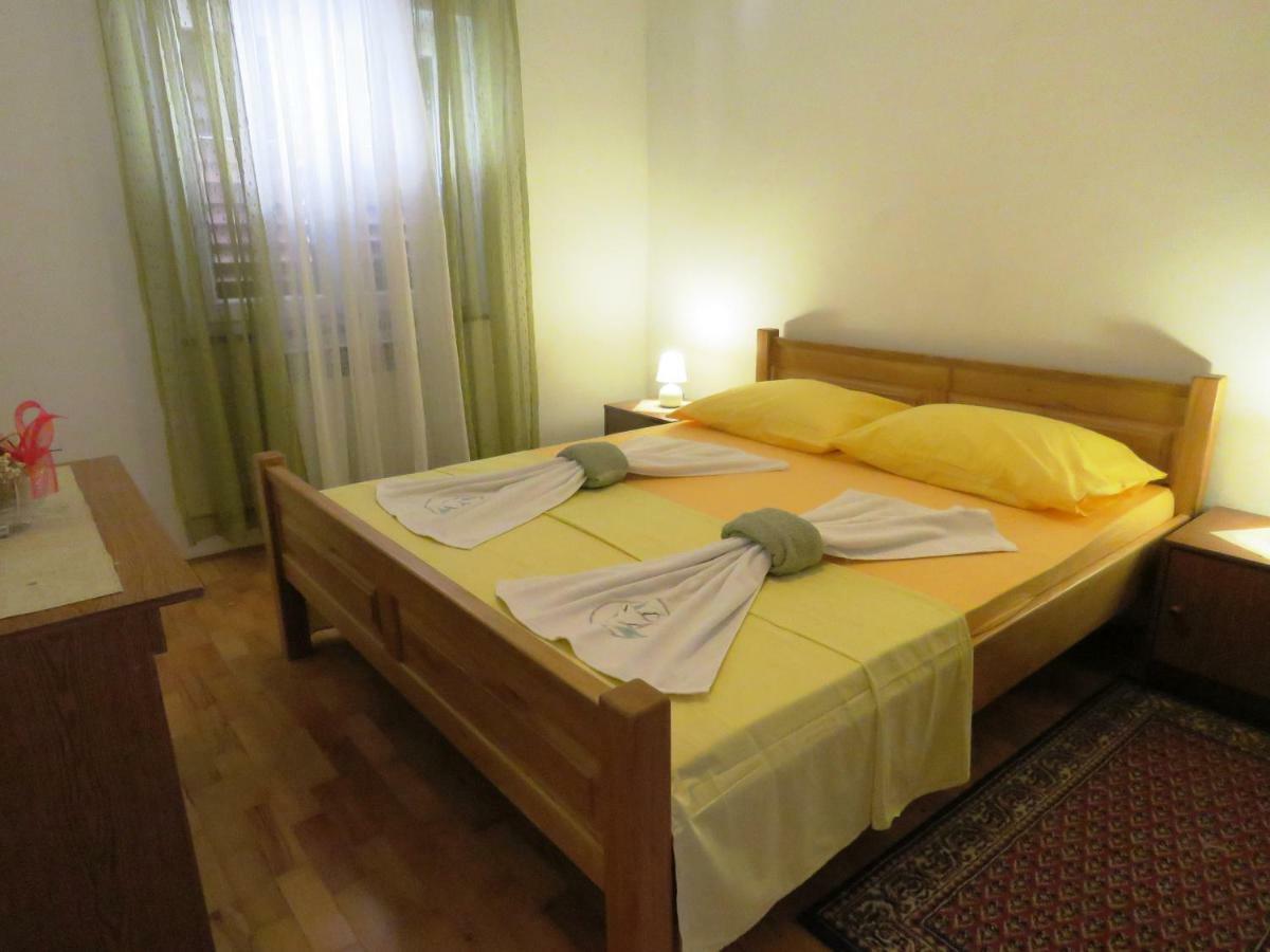 Apartments Palma Novalja Ngoại thất bức ảnh